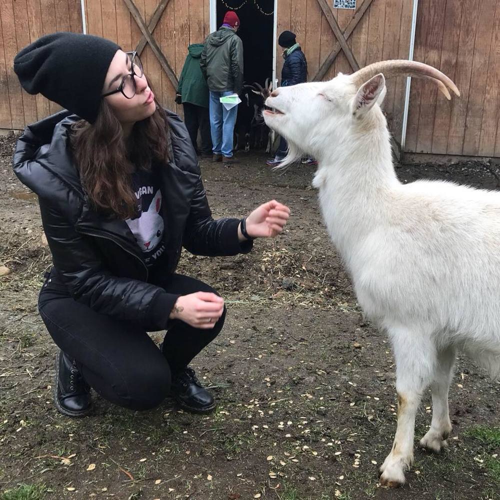 Meet your Posher, Ashley